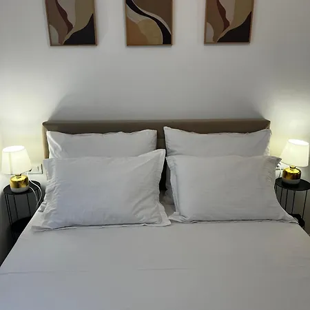 Modern Olive 30 Meters From The In Apartment