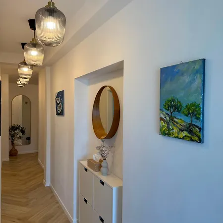 Modern Olive 30 Meters From The In Duće