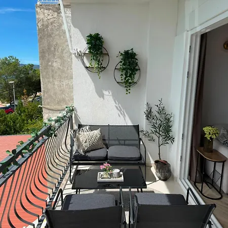 Modern Olive 30 Meters From The In * Duće